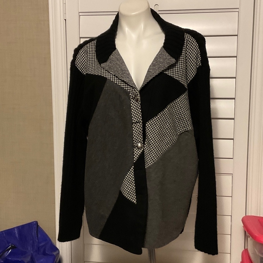 Austin Reed Black and Gray Women's Cardigan
